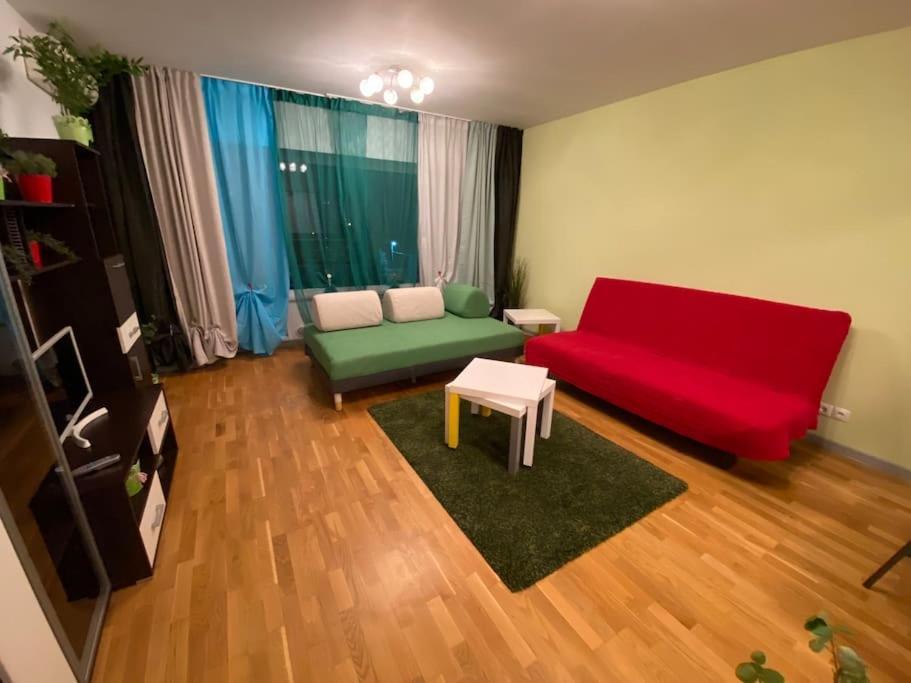 Green Apartment 214 With Private Parking Bukarest Eksteriør billede